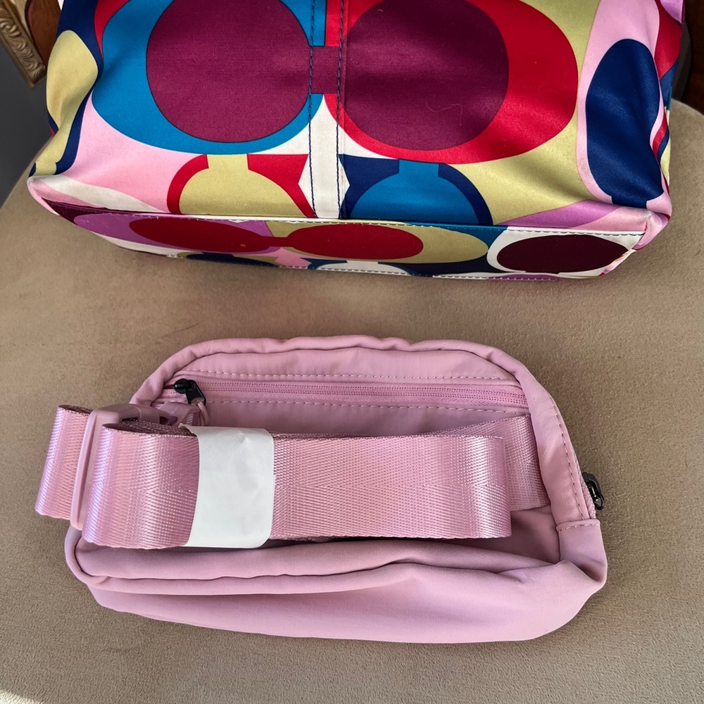 ✨Host Pick ✨ Coach Signature Multicolor Satin & Leather Tote & Bonus Belt Bag - Picture 15 of 17